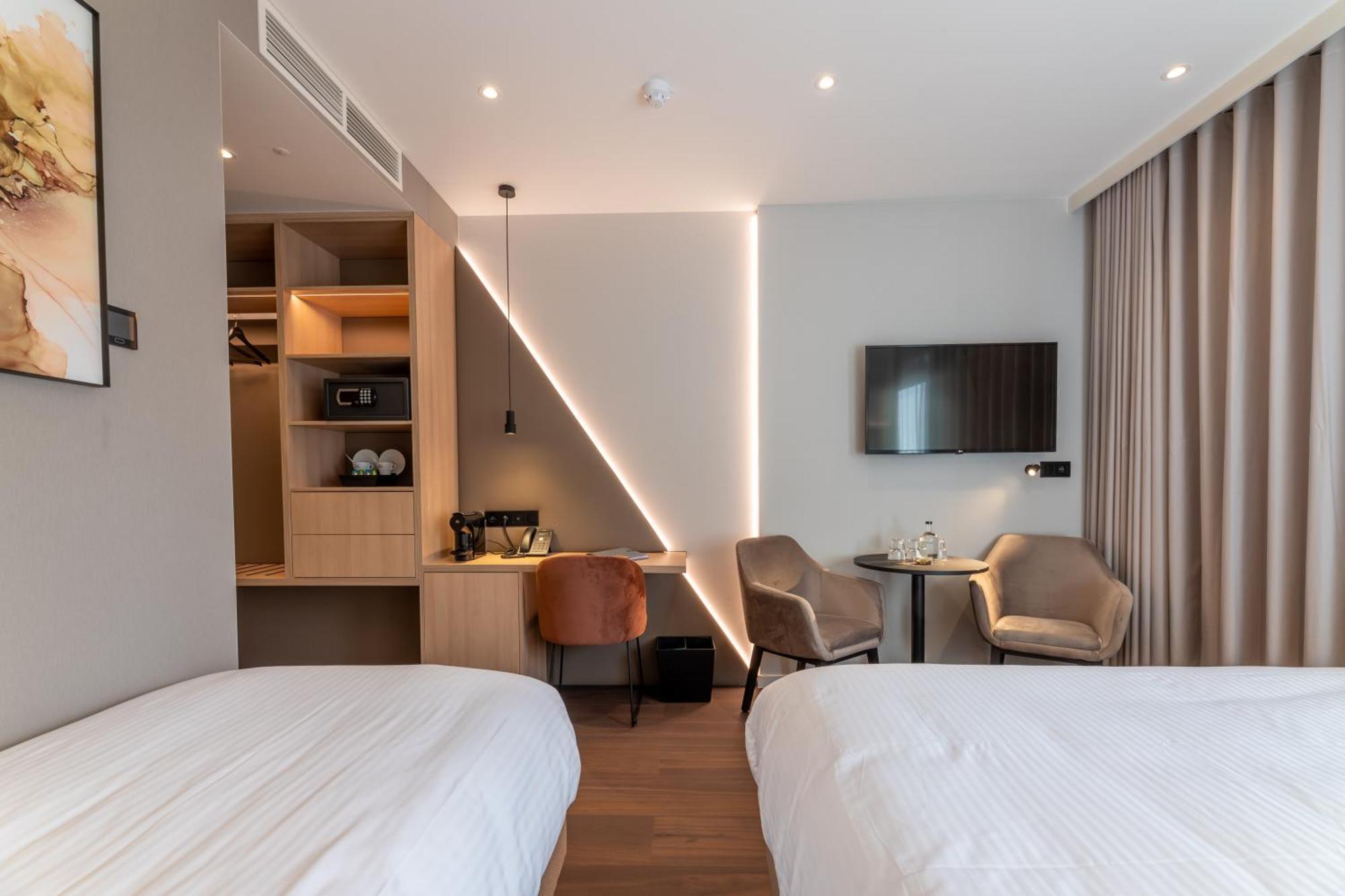 The Cornr Hotel Nieuwpoort Bagian luar foto