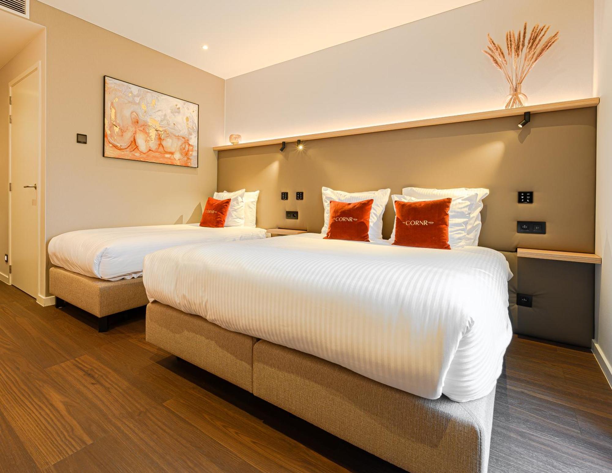 The Cornr Hotel Nieuwpoort Bagian luar foto
